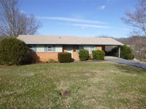com to compare amenities, photos, & prices to find Houses that match your needs. . Homes for rent in johnson city tn